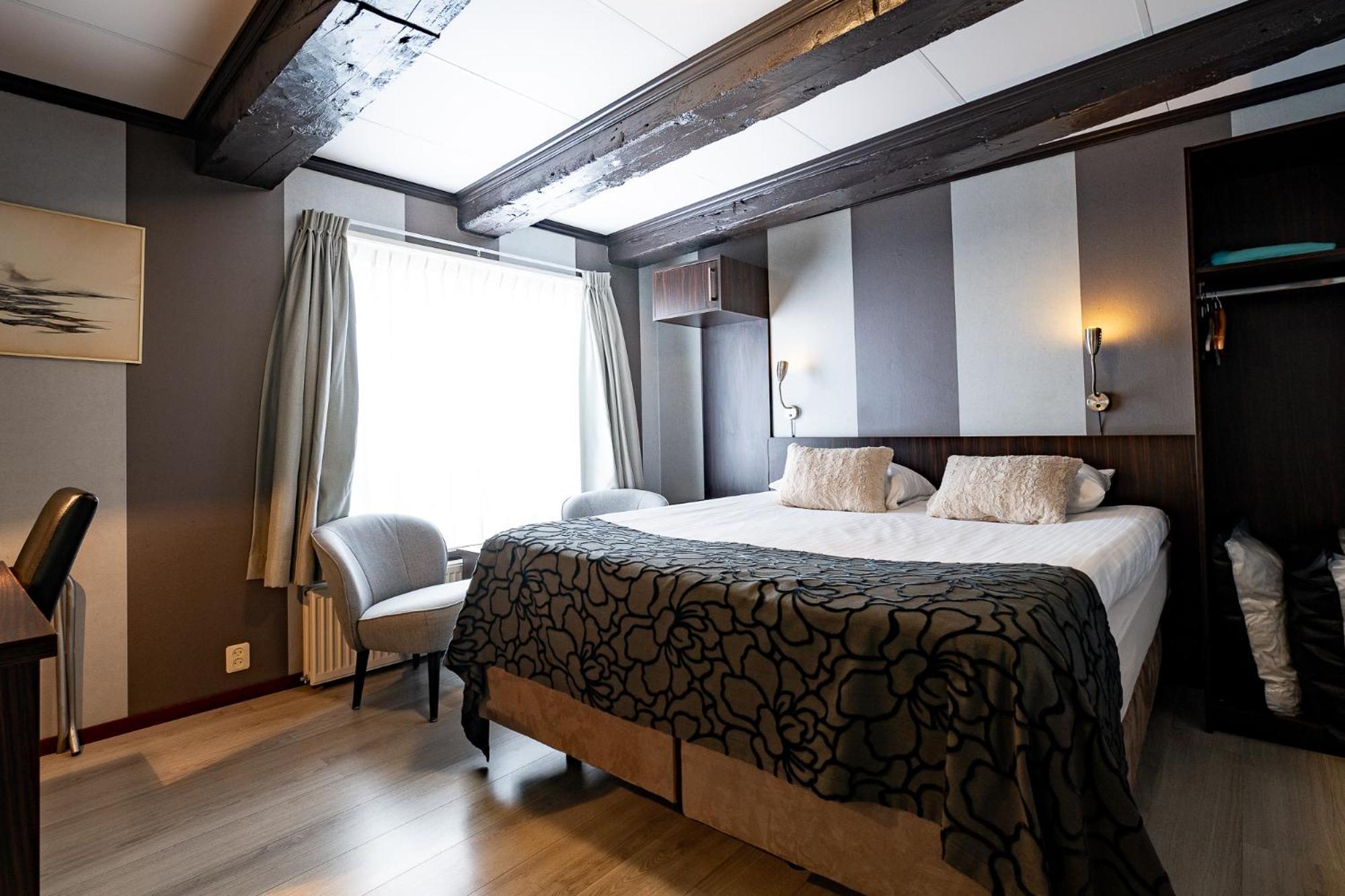 Hotel Zeezicht Harlingen Ngoại thất bức ảnh
